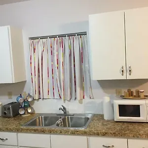  Apartment Courage